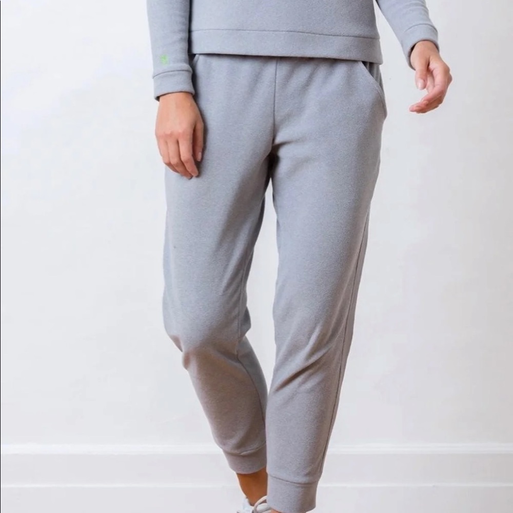 NWT~ Dudley Stephen’s Jay Joggers